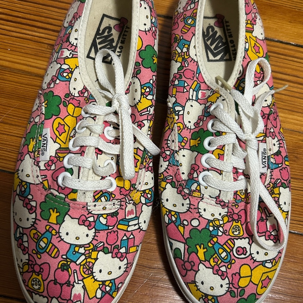 Vans Hello Kitty Patterned Sneakers